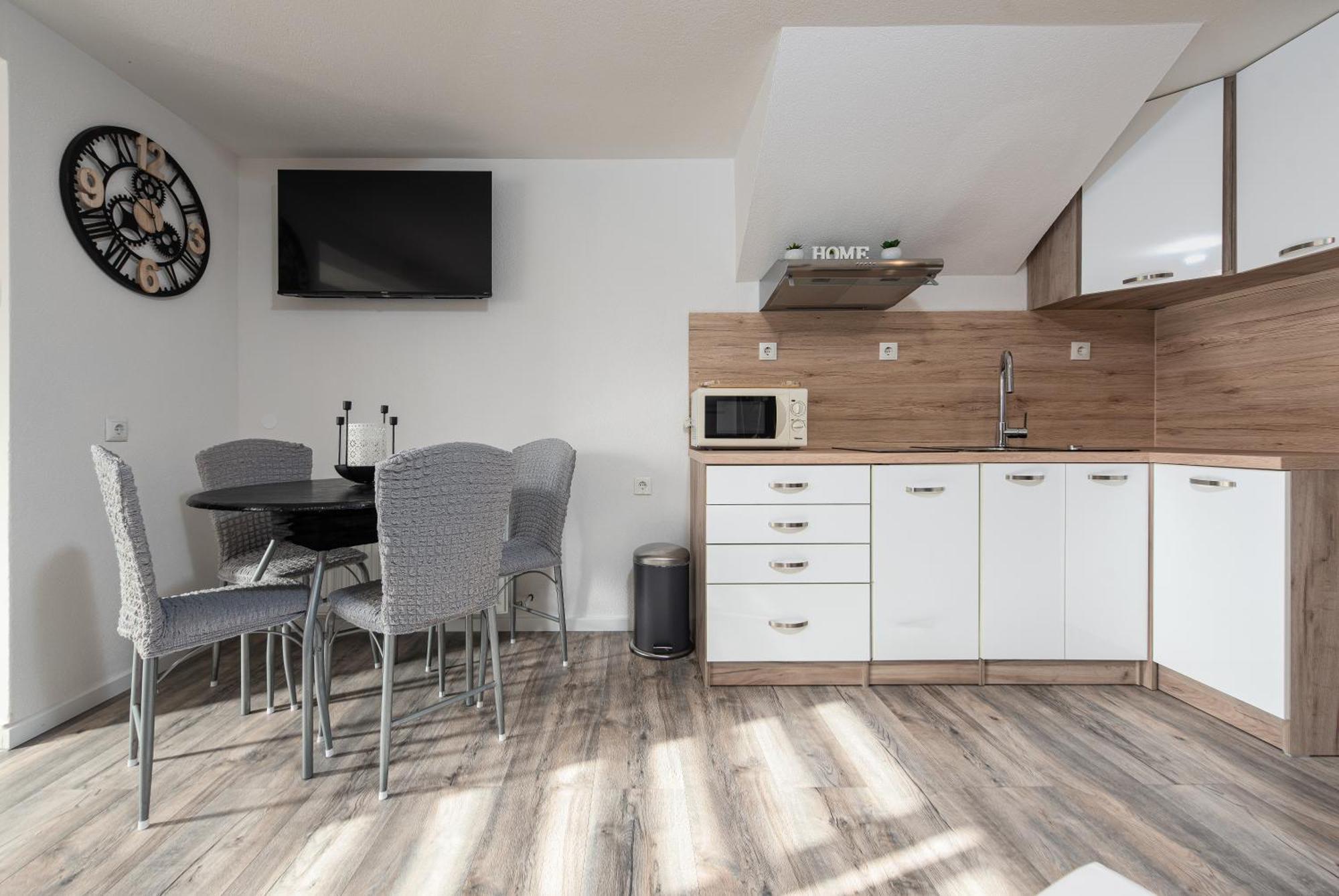 Nena Apartmani Vir Εξωτερικό φωτογραφία