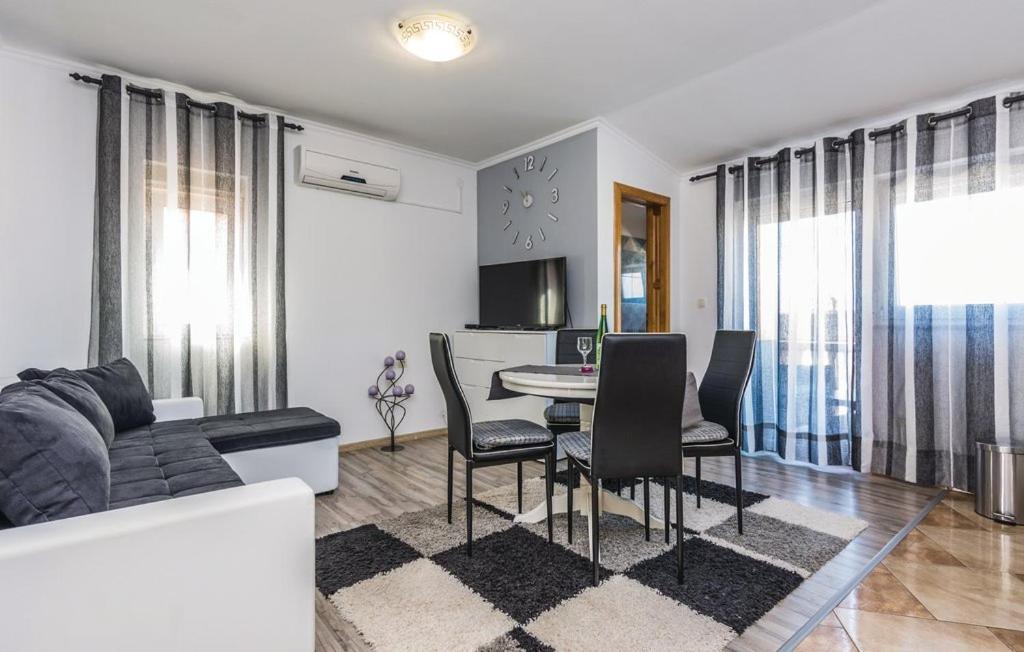 Nena Apartmani Vir Εξωτερικό φωτογραφία