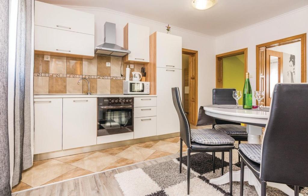 Nena Apartmani Vir Εξωτερικό φωτογραφία